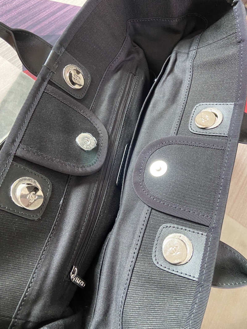 Ch**el shopping bags